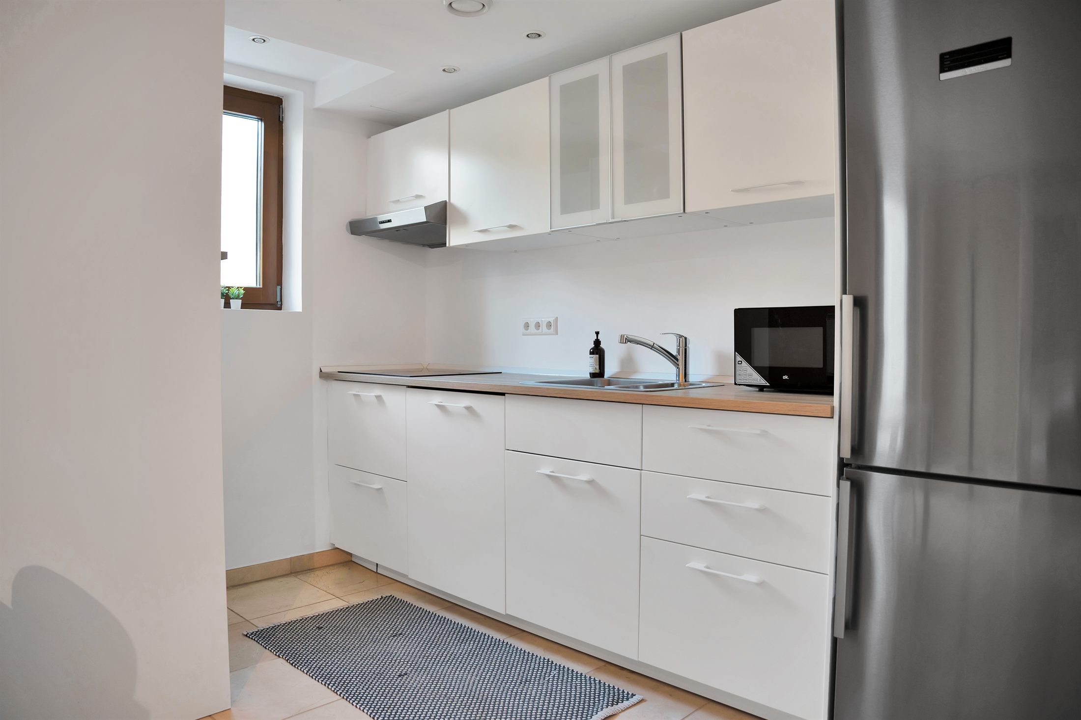 Fitted kitchen
