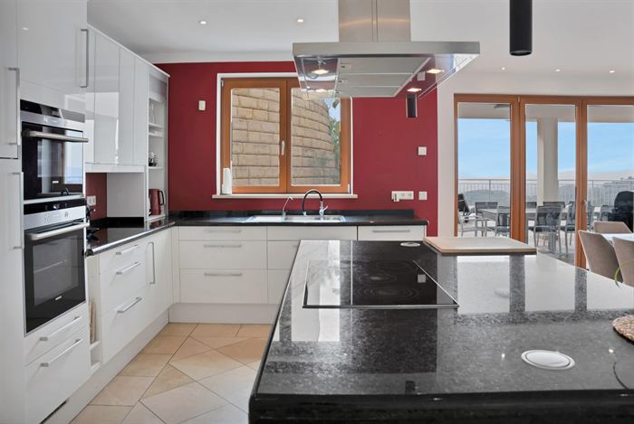 Kitchen main floor